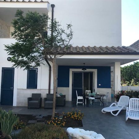 Villa La Torretta Bisceglie Bagian luar foto